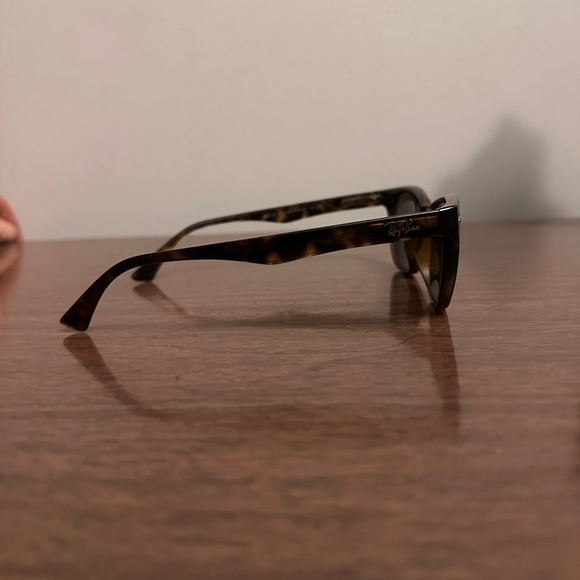 Ray-Ban Tortoise Sunglasses - Picture 4 of 6